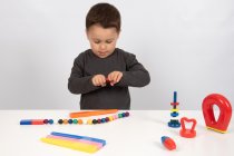 FIRST EXPERIMENT MAGNETISM KIT