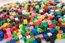 1CM INTERLOCKING CUBES