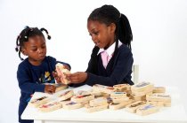 WOODEN COMMUNITY PEOPLE BLOCKS