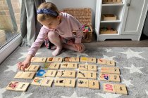 HOLLY'S PHONICS SET