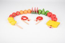 WOODEN LACING FRUITS
