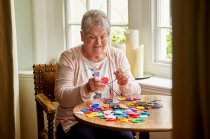 ASSORTED LARGE BUTTONS